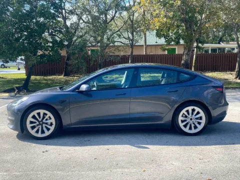 More photos of 2022 Tesla Model 3 at Auto Trust USA, FL