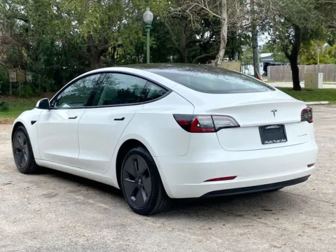 More photos of 2022 Tesla Model 3 Long Range at Auto Trust USA, FL