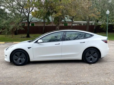 More photos of 2022 Tesla Model 3 Long Range at Auto Trust USA, FL