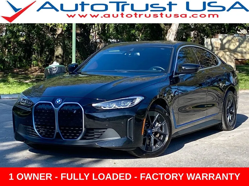 2023 BMW i4 M50's photo