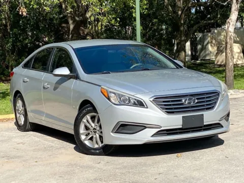 Another view of 2017 Hyundai Sonata 2.4L for sale in Miramar, FL at Auto Trust USA