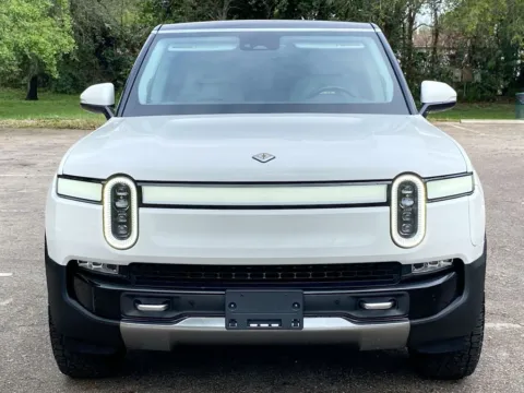 Photos of 2023 Rivian R1S Adventure for sale in Miramar, FL at Auto Trust USA