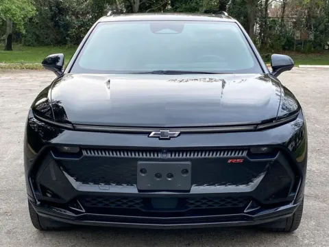 Photos of 2025 Chevrolet Equinox EV RS for sale in Miramar, FL at Auto Trust USA