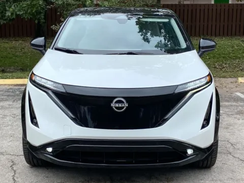 Photos of 2023 Nissan ARIYA EVOLVE+ for sale in Miramar, FL at Auto Trust USA