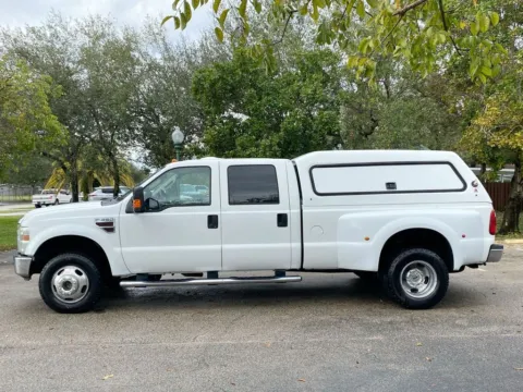 More photos of 2008 Ford Super Duty F-350 DRW XL at Auto Trust USA, FL