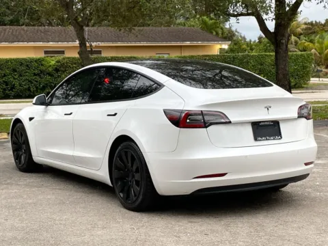 More photos of 2021 Tesla Model 3 Standard Range Plus at Auto Trust USA, FL