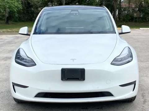 Photos of 2020 Tesla Model Y Long Range for sale in Miramar, FL at Auto Trust USA