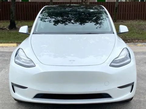 Photos of 2022 Tesla Model Y Long Range for sale in Miramar, FL at Auto Trust USA