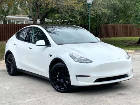 Another view of 2022 Tesla Model Y Long Range for sale in Miramar, FL at Auto Trust USA