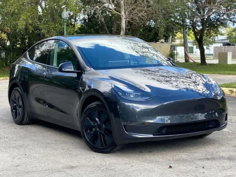 Another view of 2024 Tesla Model Y Long Range for sale in Miramar, FL at Auto Trust USA