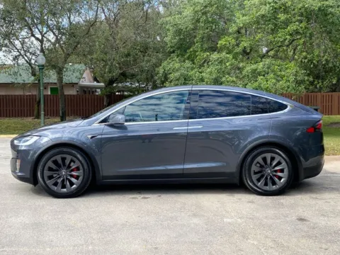 More photos of 2018 Tesla Model X P100D at Auto Trust USA, FL