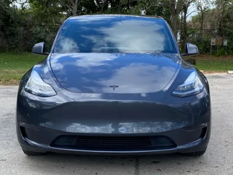 Photos of 2021 Tesla Model Y Long Range for sale in Miramar, FL at Auto Trust USA