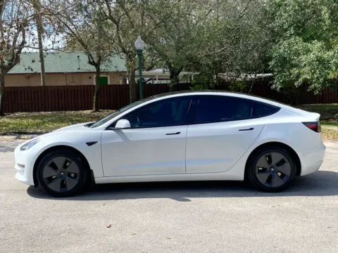 More photos of 2021 Tesla Model 3 Standard Range Plus at Auto Trust USA, FL