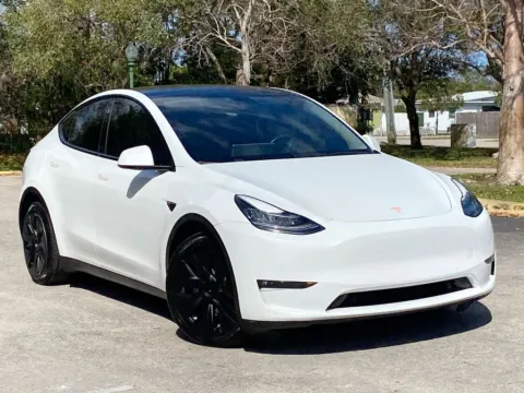 Another view of 2022 Tesla Model Y Long Range for sale in Miramar, FL at Auto Trust USA