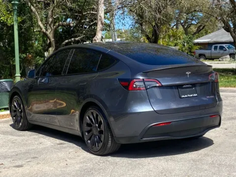 More photos of 2022 Tesla Model Y Performance at Auto Trust USA, FL