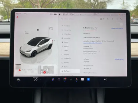 Photos of 2022 Tesla Model Y Performance for sale in Miramar, FL at Auto Trust USA