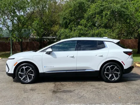 More photos of 2025 Chevrolet Equinox EV LT at Auto Trust USA, FL