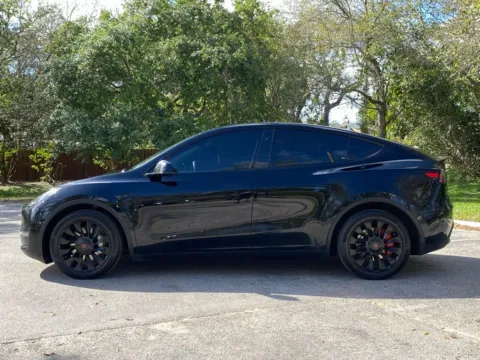 More photos of 2024 Tesla Model Y Long Range at Auto Trust USA, FL