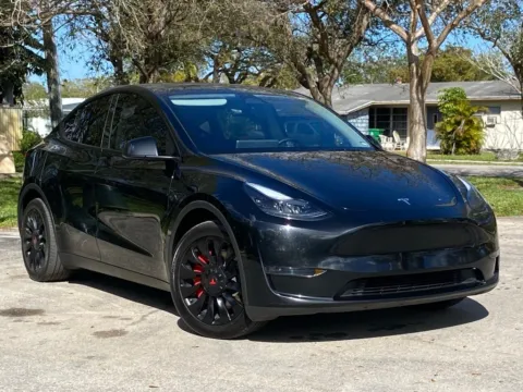 Another view of 2024 Tesla Model Y Long Range for sale in Miramar, FL at Auto Trust USA