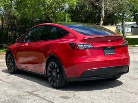 More photos of 2021 Tesla Model Y Performance at Auto Trust USA, FL