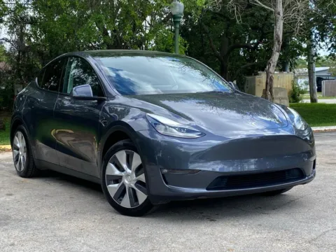 More photos of 2023 Tesla Model Y Standard Range at Auto Trust USA, FL