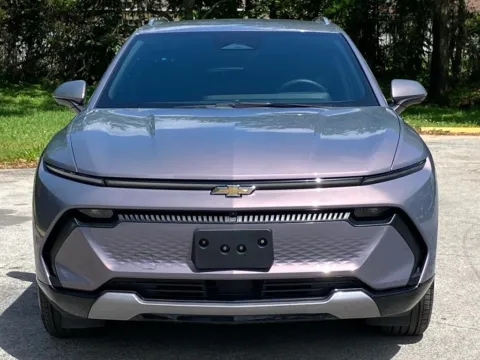 Photos of 2025 Chevrolet Equinox EV LT for sale in Miramar, FL at Auto Trust USA