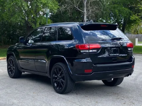 More photos of 2021 Jeep Grand Cherokee Laredo X at Auto Trust USA, FL