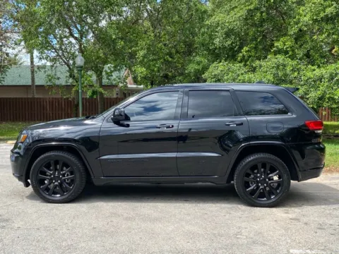 More photos of 2021 Jeep Grand Cherokee Laredo X at Auto Trust USA, FL