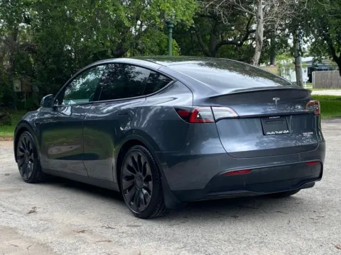 More photos of 2022 Tesla Model Y Performance at Auto Trust USA, FL
