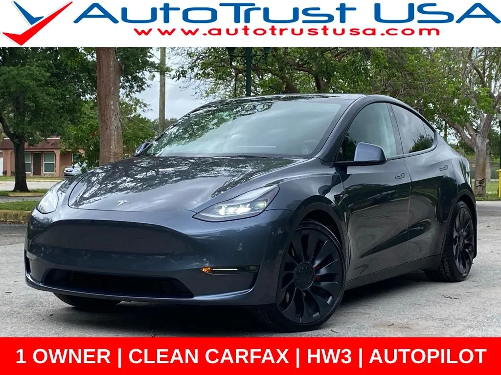 2022 Tesla Model Y Performance Dual Motor All-Wheel Drive's photo