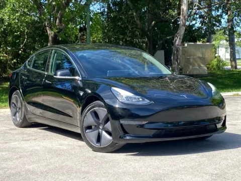 More photos of 2019 Tesla Model 3 Standard Range Plus at Auto Trust USA, FL