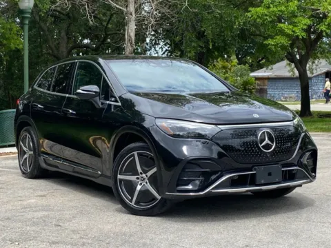 Another view of 2023 Mercedes-Benz EQE 350 SUV for sale in Miramar, FL at Auto Trust USA