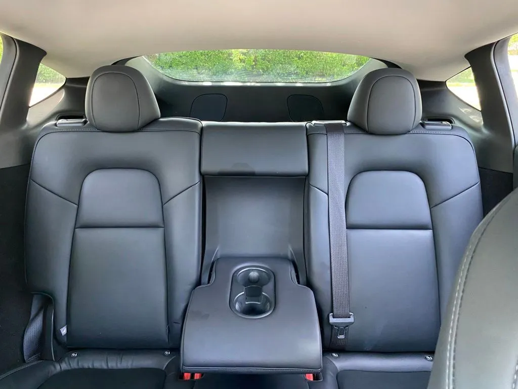 2025 Tesla Model Y Performance - Photo 20