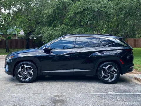 More photos of 2022 Hyundai Tucson Limited at Auto Trust USA, FL