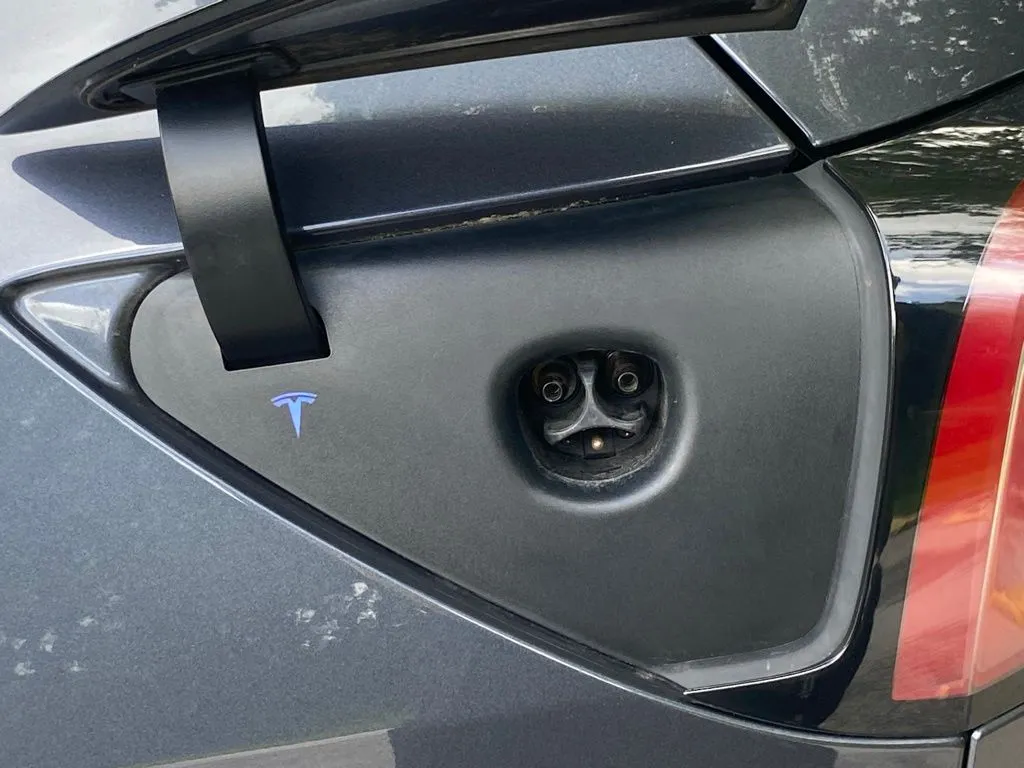 2022 Tesla Model Y Performance - Photo 12