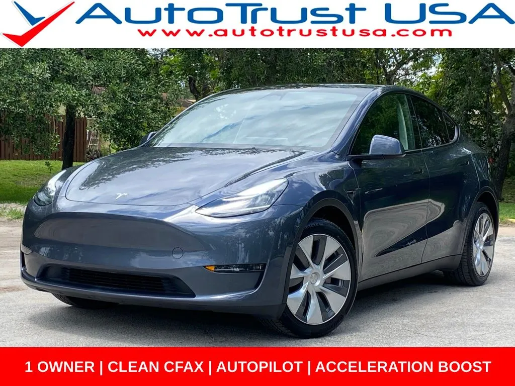 Silver 2023 Tesla Model Y Long Range for sale in Miramar, FL