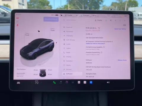 Photos of 2024 Tesla Model Y Performance for sale in Miramar, FL at Auto Trust USA