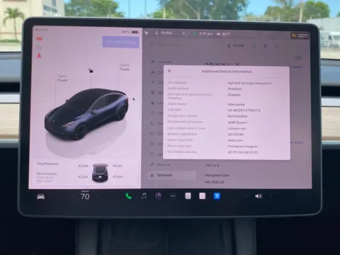 More photos of 2024 Tesla Model Y Performance at Auto Trust USA, FL