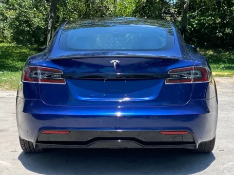 More photos of 2021 Tesla Model S Plaid at Auto Trust USA, FL