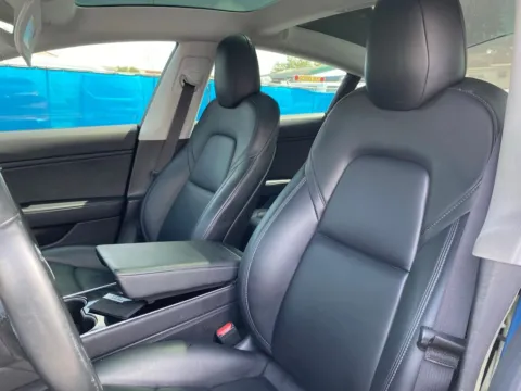 Another view of 2019 Tesla Model 3 Standard Range Plus for sale in Miramar, FL at Auto Trust USA