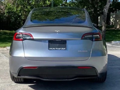 More photos of 2025 Tesla Model Y Performance at Auto Trust USA, FL