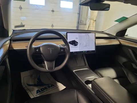 More photos of 2022 Tesla Model 3 at Auto Trust USA, FL