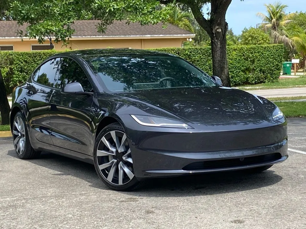2026 Tesla Model 3 Standard - Photo 11