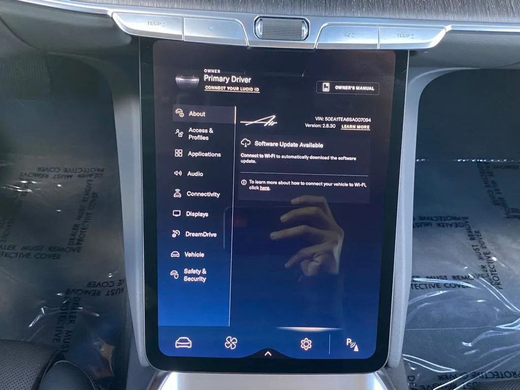 2025 Lucid Air Touring - Photo 28