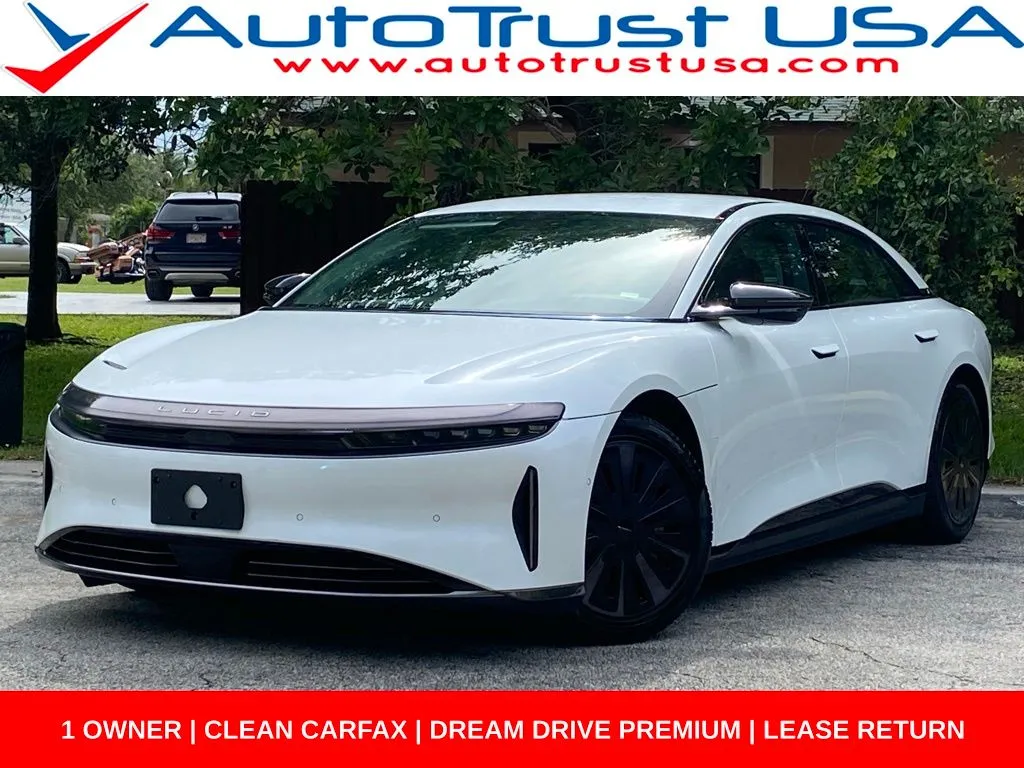 2025 Lucid Air Touring's photo