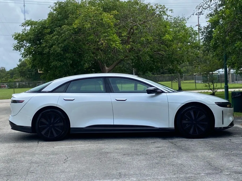 2025 Lucid Air Touring - Photo 8