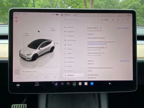 Photos of 2023 Tesla Model Y Performance for sale in Miramar, FL at Auto Trust USA