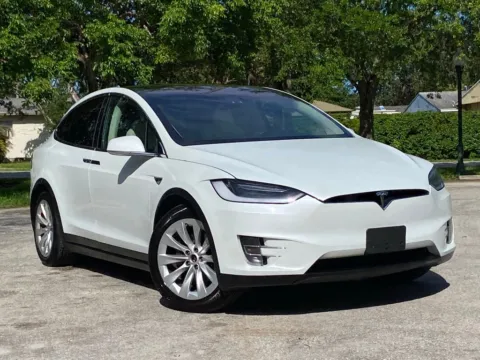 More photos of 2018 Tesla Model X 100D at Auto Trust USA, FL