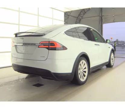 More photos of 2018 Tesla Model X 100D at Auto Trust USA, FL