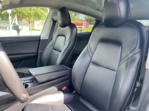 Photos of 2021 Tesla Model Y Performance for sale in Miramar, FL at Auto Trust USA
